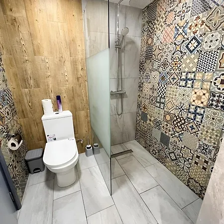 Traumhaftes Mit Meerblick & Pool Appartement Klorakas