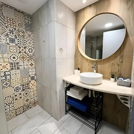 Traumhaftes Mit Meerblick & Pool Апартаменты *
