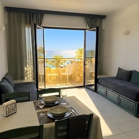 Traumhaftes Mit Meerblick & Pool Appartement *